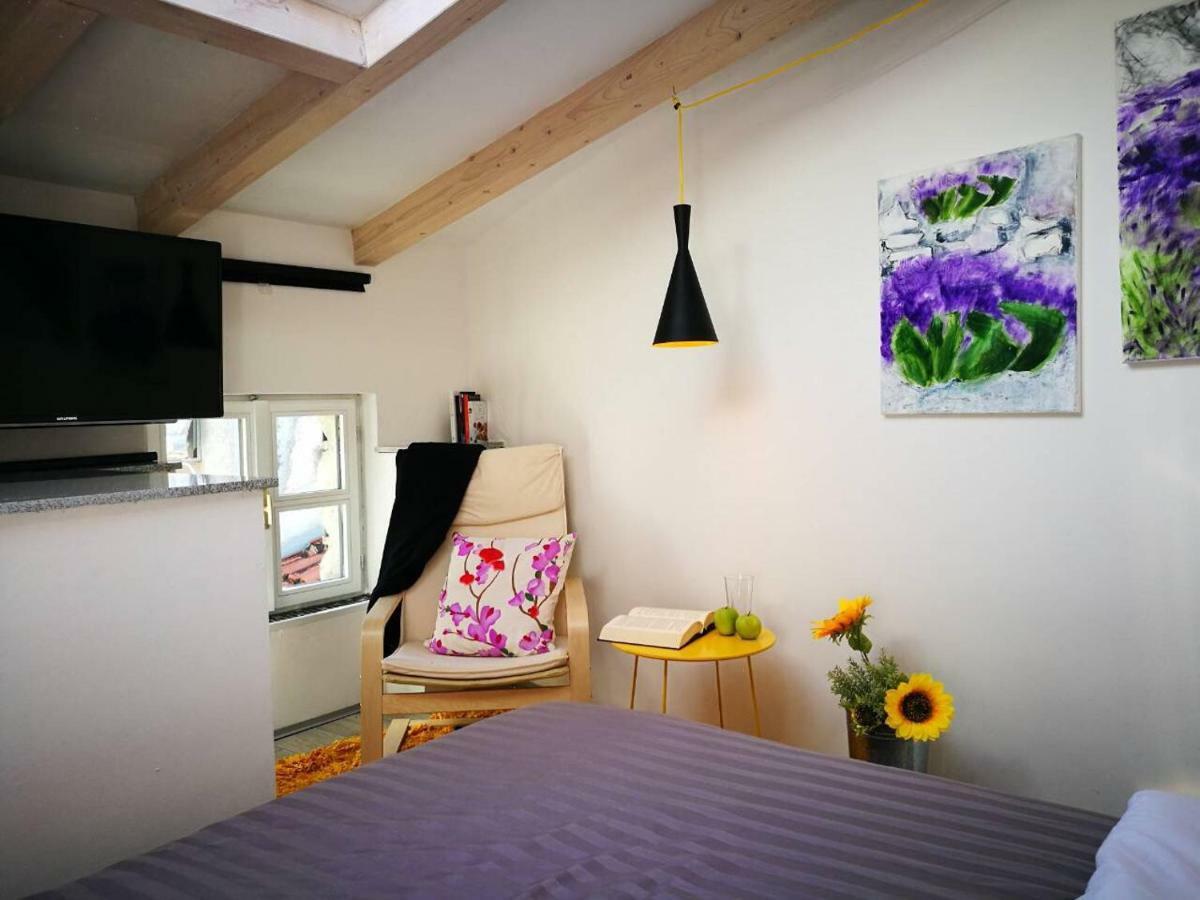 Cres Art Studio Kuning Apartment 外观 照片